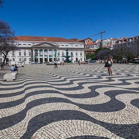 Plum Guide - Raymond Wintz Apartman Lisboa